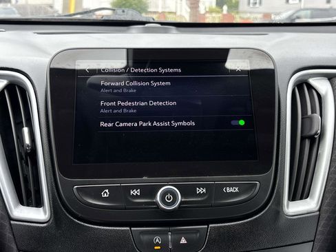 Used 2024 Chevrolet Malibu LT image 29