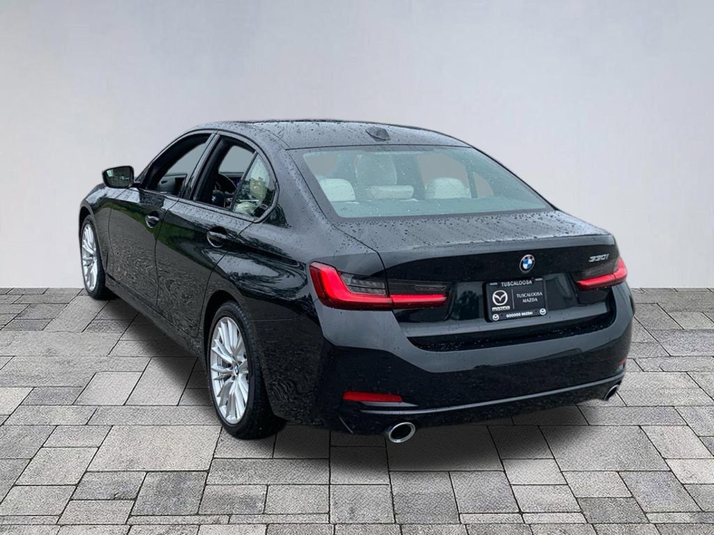 Used 2023 BMW 330i Sedan RWD image 5