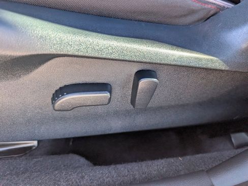 Used 2022 Subaru Impreza 2.0i Sport image 10