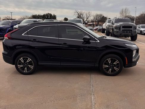 Used 2023 Mitsubishi Eclipse Cross SE image 9
