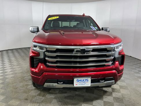 Used 2023 Chevrolet Silverado 1500 High Country w/ High Country Premium Package image 3