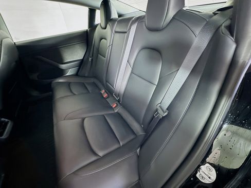 Used 2023 Tesla Model 3 Standard Range image 26