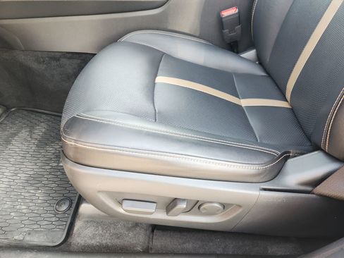 Used 2025 MAZDA CX-70 3.3 Turbo S w/ Premium Package image 28