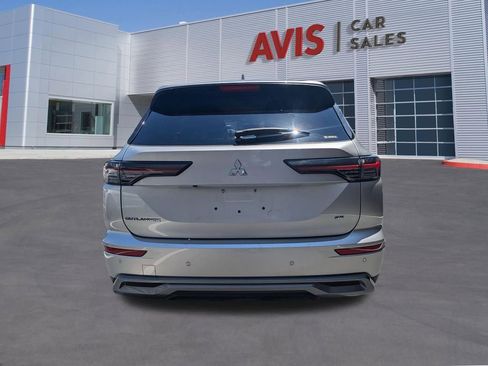 Used 2025 Mitsubishi Outlander SE AWD/4WD image 7
