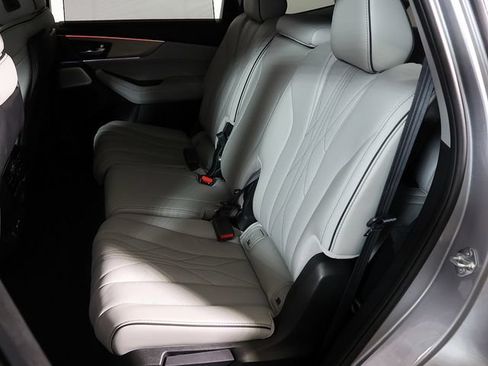 Used 2026 Acura MDX SH-AWD w/ Advance Package image 13