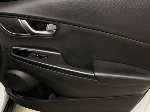 Used 2018 Hyundai Kona Limited AWD/4WD image 28