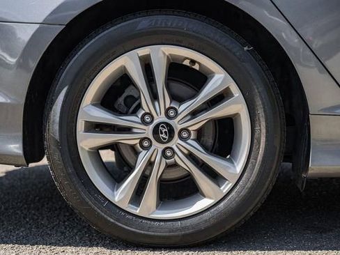 Used 2018 Hyundai Sonata Sport image 18