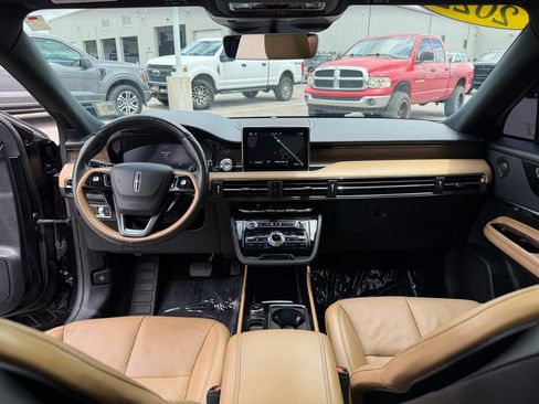 Used 2022 Lincoln Corsair Reserve w/ Equipment Group 201A AWD/4WD image 13
