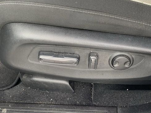 Certified 2023 Honda CR-V EX image 3