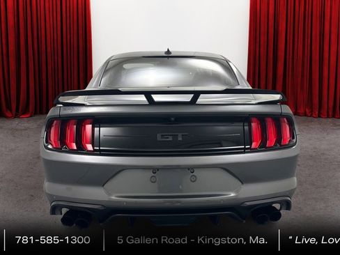 Used 2021 Ford Mustang GT RWD image 6