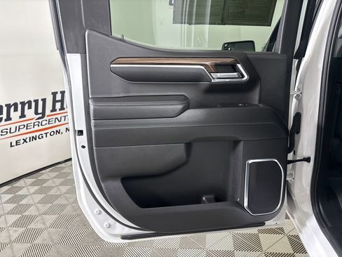 Used 2024 Chevrolet Silverado 1500 RST w/ Protection Package AWD/4WD image 19