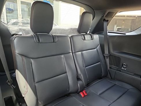 New 2026 Ford Explorer ST-Line w/ ST-Line Street Pack AWD/4WD image 21