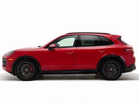 New 2026 Porsche Cayenne GTS image 2