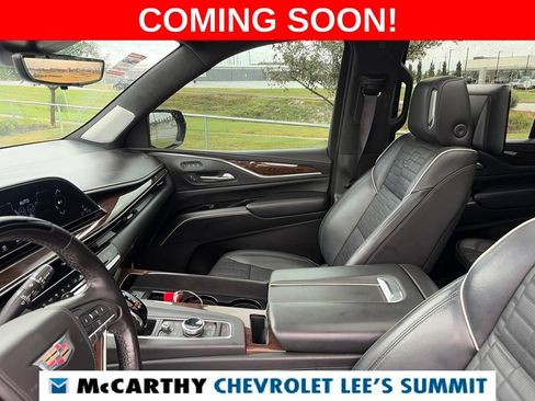 Used 2022 Cadillac Escalade Sport Platinum w/ Heavy-Duty Trailer Package AWD/4WD image 58