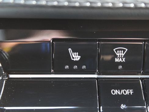 New 2026 Chevrolet Equinox LT image 13