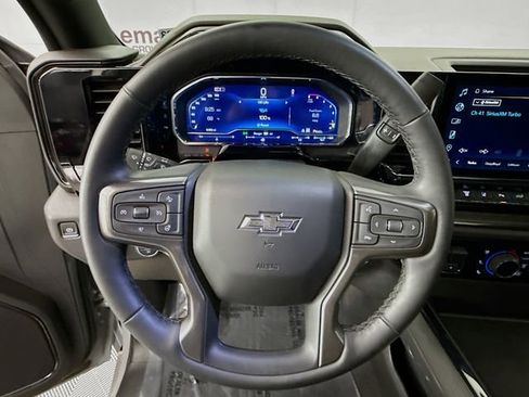 Used 2025 Chevrolet Silverado 2500 ZR2 w/ ZR2 Bison Edition image 12