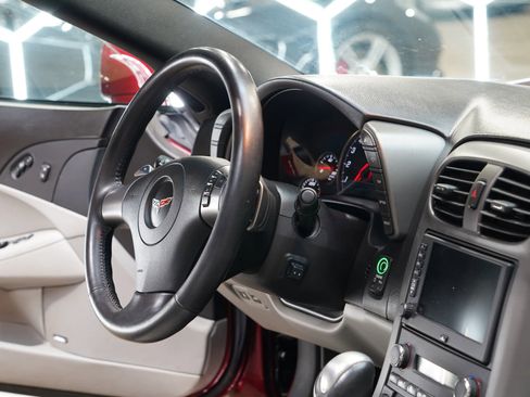 Used 2007 Chevrolet Corvette Coupe w/ Preferred Equipment Group image 53