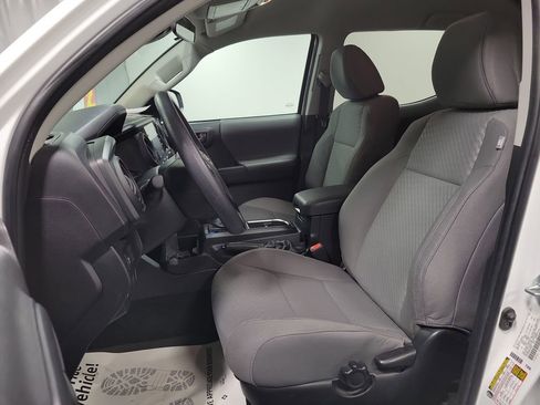 Used 2023 Toyota Tacoma SR image 13