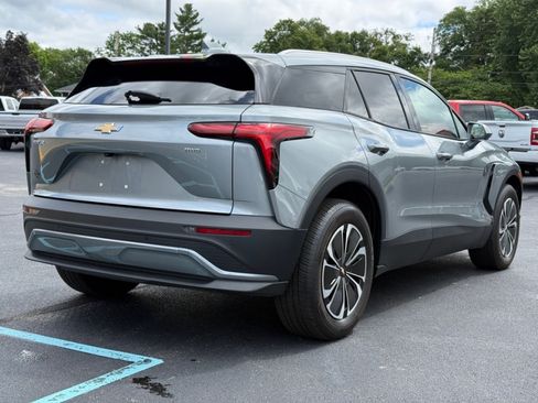 Used 2024 Chevrolet Blazer EV LT AWD/4WD image 8