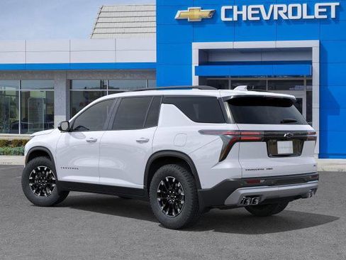 New 2026 Chevrolet Traverse Z71 w/ Enhanced Driving Package image 3