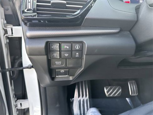 Used 2022 Acura RDX AWD w/ A-Spec & Advance Pkg image 29