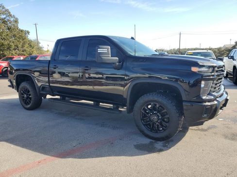 Used 2025 Chevrolet Silverado 2500 Custom w/ Custom Value Package image 1
