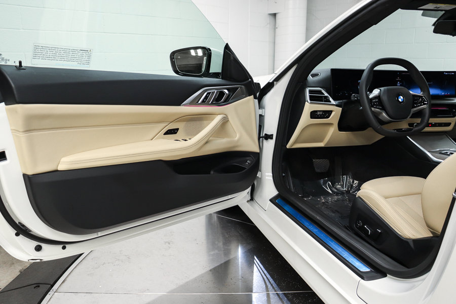 Used 2026 BMW 430i Convertible w/ Convenience Package RWD image 21