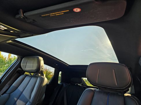 New 2026 Cadillac Lyriq Sport AWD/4WD image 21