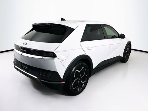 Used 2024 Hyundai Ioniq 5 SE image 9