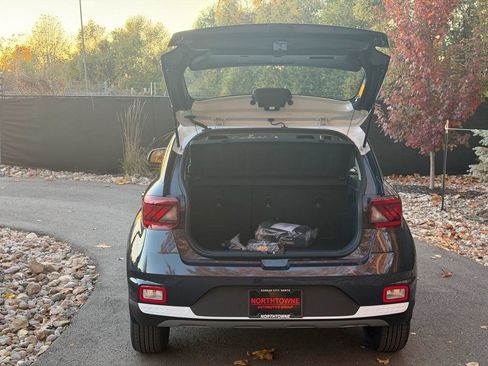 New 2026 Hyundai Venue SEL image 15