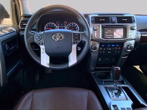Used 2018 Toyota 4Runner Limited AWD/4WD image 6