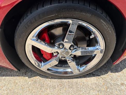 Used 2014 Chevrolet Corvette Stingray Convertible w/ 3LT Preferred Equipment Group RWD image 11