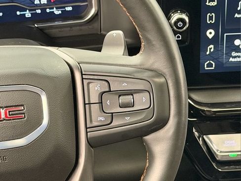 Used 2024 GMC Sierra 1500 AT4 w/ Technology Package AWD/4WD image 33