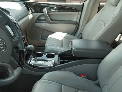 Used 2014 Buick Enclave Premium image 8
