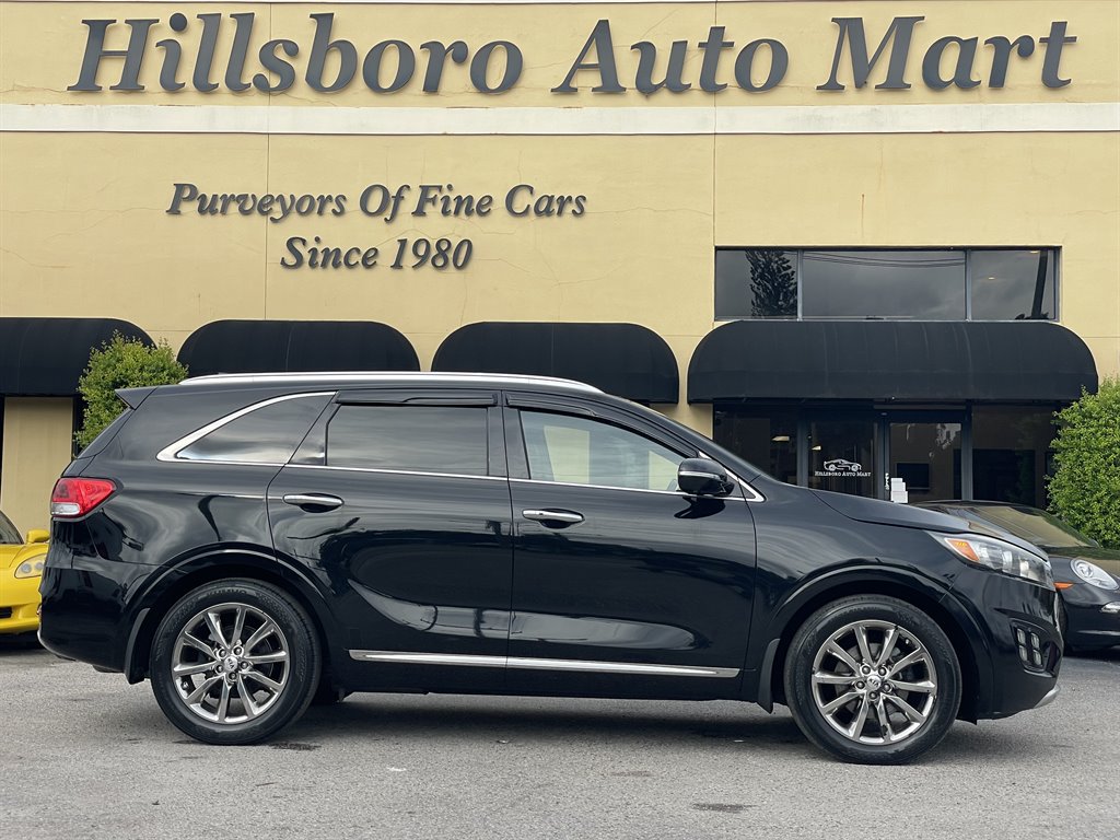 Used 2017 Kia Sorento SX FWD image 4