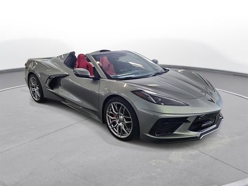 Used 2023 Chevrolet Corvette Stingray Preferred Conv w/ 2LT image 3