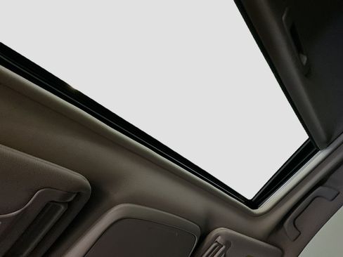 Used 2023 Subaru Forester Premium image 26