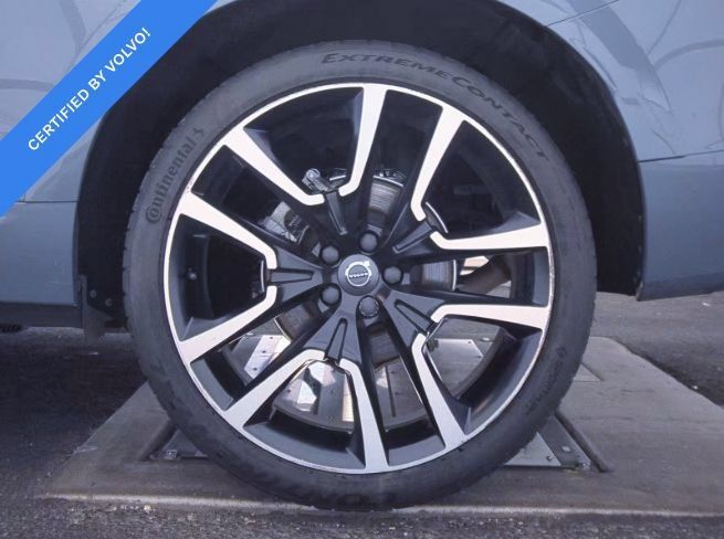 Used 2023 Volvo XC60 B5 Ultimate w/ Protection Package Premier FWD image 10