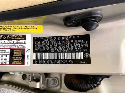 Used 2017 Toyota Camry XLE FWD image 35