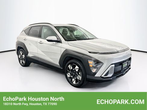 Used 2025 Hyundai Kona SEL FWD image 1