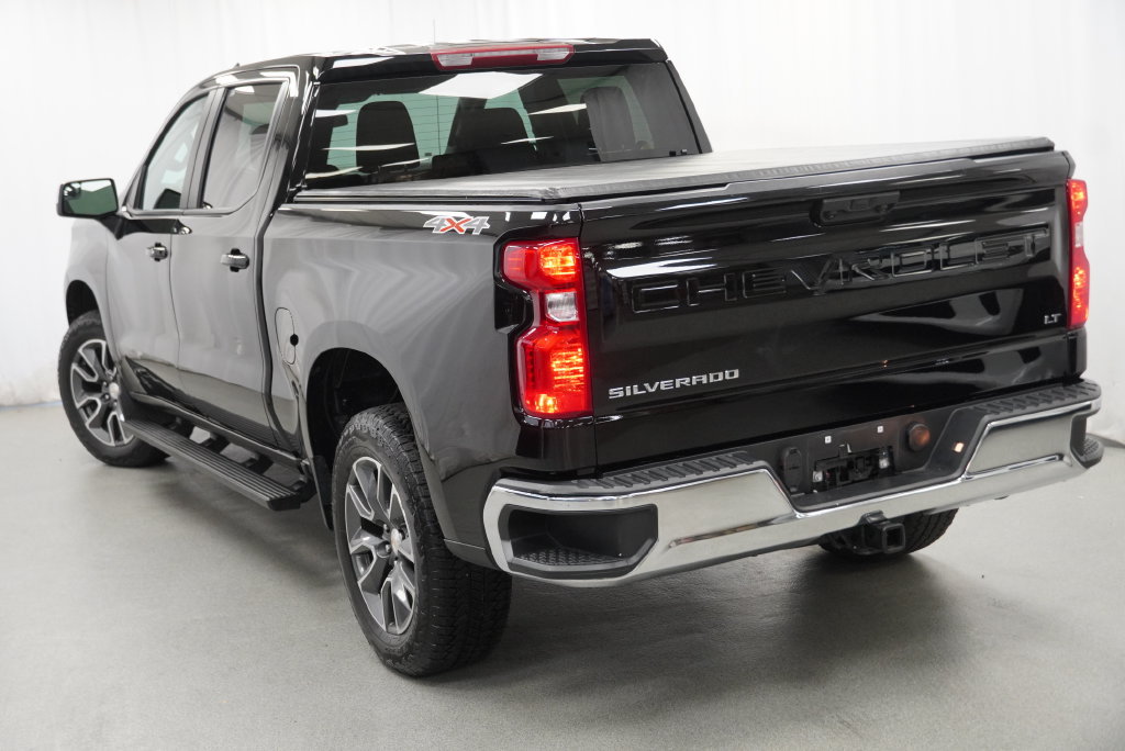 Used 2024 Chevrolet Silverado 1500 LT AWD/4WD image 23