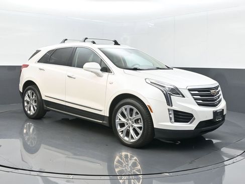 Used 2018 Cadillac XT5 Luxury w/ LPO, Sport Package image 1