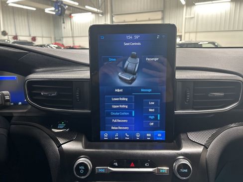 Used 2020 Ford Explorer ST w/ Premium Technology Package image 22