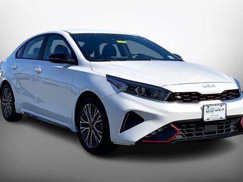 Used 2023 Kia Forte GT-Line w/ GT-Line Technology Package image 3