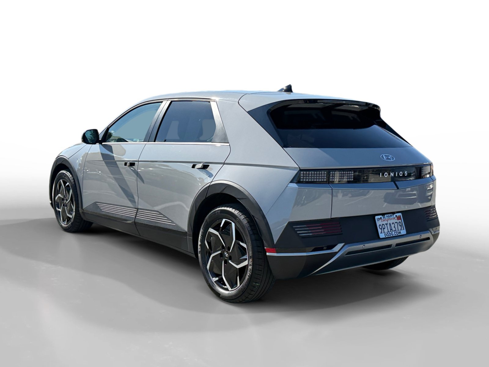 Certified 2024 Hyundai Ioniq 5 SE RWD image 3