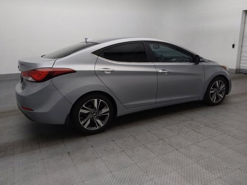 Used 2015 Hyundai Elantra Limited w/ Option Group 05 FWD image 10
