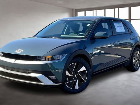 New 2026 Hyundai Ioniq 5 SEL image 2