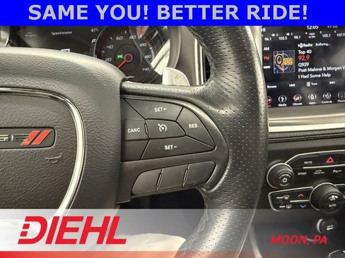 Used 2019 Dodge Charger SXT w/ Plus Group image 25