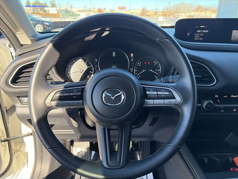 Used 2021 MAZDA CX-30 AWD 2.5 S w/ Select Package image 21