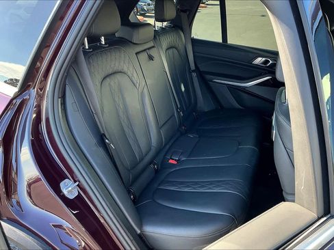Used 2025 BMW X5 xDrive50e w/ Premium Package image 31
